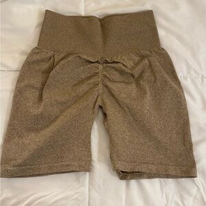 Scrunch shorts! Size S S, worn once!